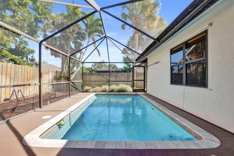 141 Roycourt Circle Royal Palm Beach FL 33411