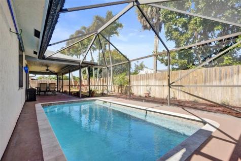 141 Roycourt Circle Royal Palm Beach FL 33411