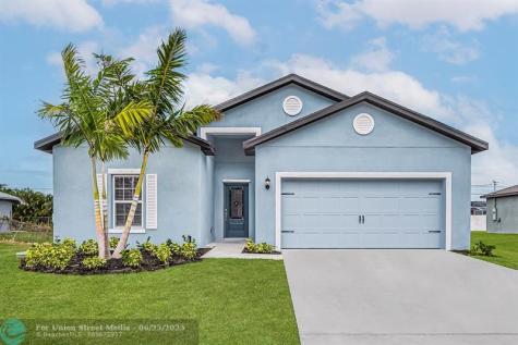 256 SW Grove Avenue Port St Lucie FL 34983