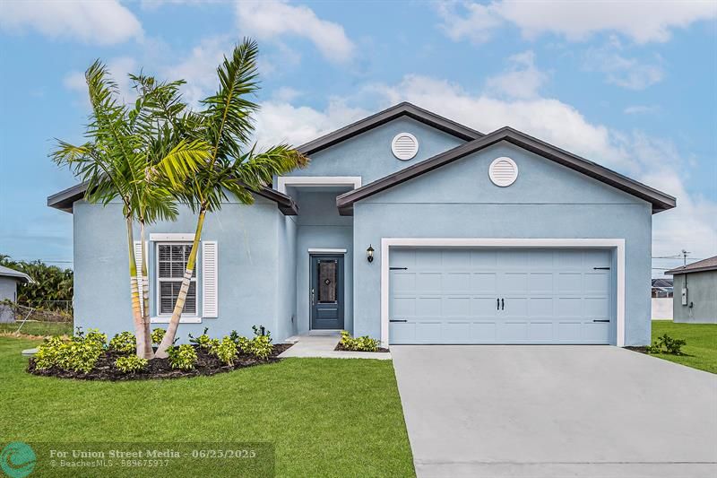 256 SW Grove Avenue Port St Lucie FL 34983