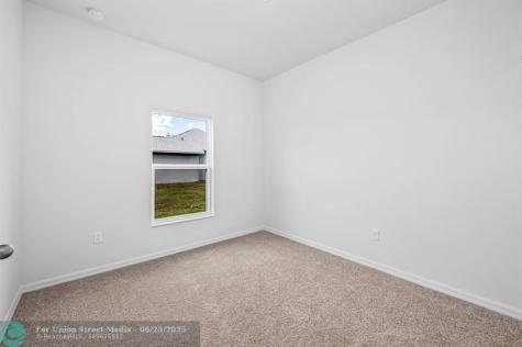 256 SW Grove Avenue Port St Lucie FL 34983