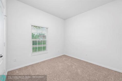 256 SW Grove Avenue Port St Lucie FL 34983