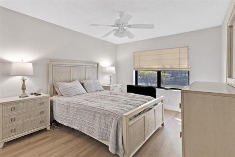 4928 S Boxwood Circle Boynton Beach FL 33436