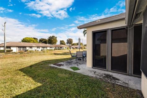 4928 S Boxwood Circle Boynton Beach FL 33436