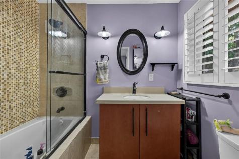 2115 NE 15th Avenue Wilton Manors FL 33305
