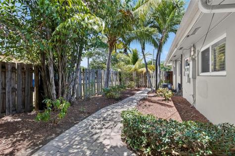 2115 NE 15th Avenue Wilton Manors FL 33305
