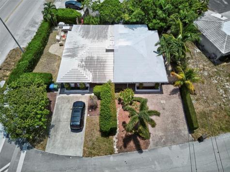 2115 NE 15th Avenue Wilton Manors FL 33305