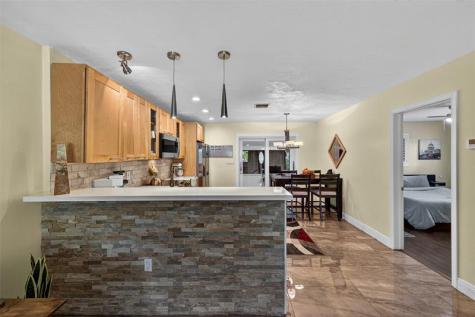 2115 NE 15th Avenue Wilton Manors FL 33305
