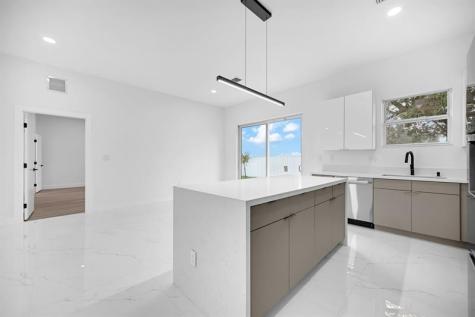 2531 NW 14th Court Fort Lauderdale FL 33311