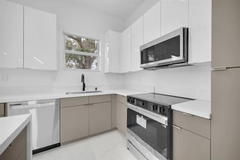 2531 NW 14th Court Fort Lauderdale FL 33311