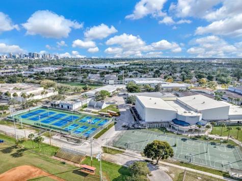 2531 NW 14th Court Fort Lauderdale FL 33311