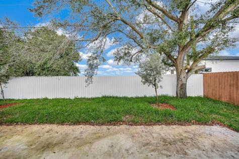 2531 NW 14th Court Fort Lauderdale FL 33311