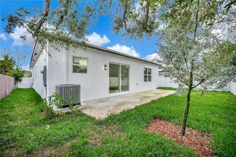 2531 NW 14th Court Fort Lauderdale FL 33311