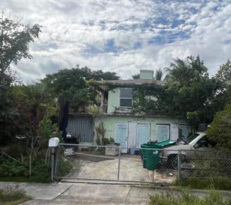 15730 SW 102nd Court Miami FL 33157