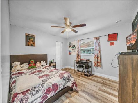 2501 NW 98th Way Coral Springs FL 33065