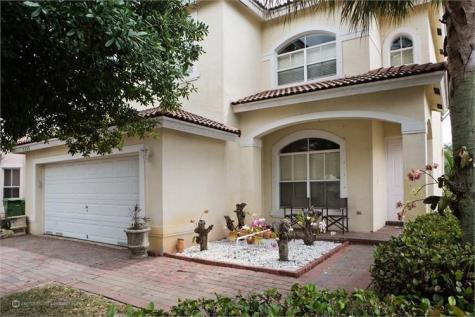 2257 NW 77th Terrace Pembroke Pines FL 33024