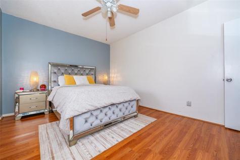 2257 NW 77th Terrace Pembroke Pines FL 33024