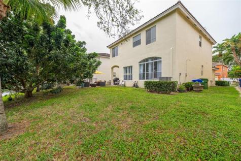 2257 NW 77th Terrace Pembroke Pines FL 33024