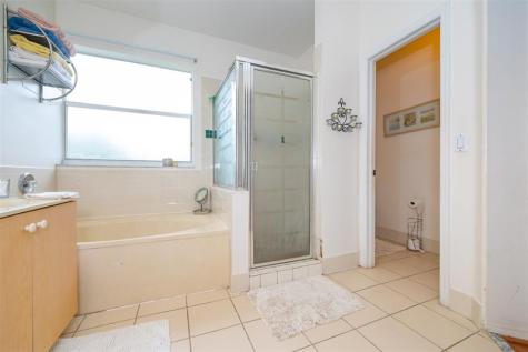 2257 NW 77th Terrace Pembroke Pines FL 33024