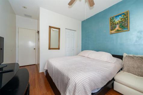 2257 NW 77th Terrace Pembroke Pines FL 33024