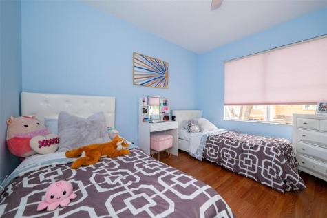 2257 NW 77th Terrace Pembroke Pines FL 33024