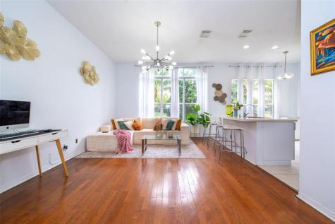 2257 NW 77th Terrace Pembroke Pines FL 33024