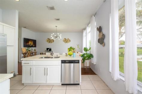 2257 NW 77th Terrace Pembroke Pines FL 33024