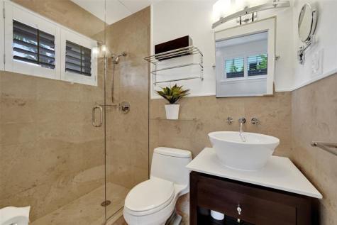 1701 NE 40th Street Oakland Park FL 33334