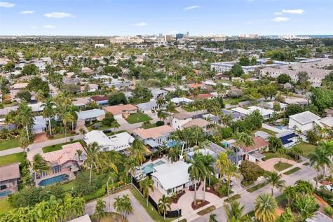 1701 NE 40th Street Oakland Park FL 33334