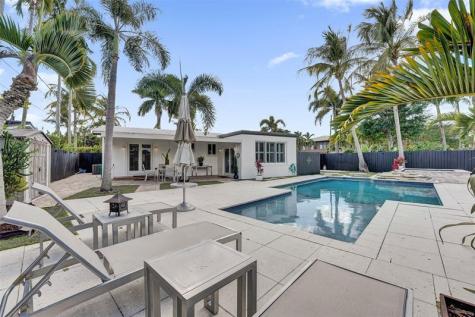 1701 NE 40th Street Oakland Park FL 33334