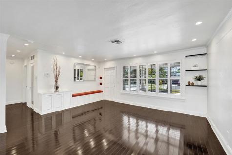 1701 NE 40th Street Oakland Park FL 33334