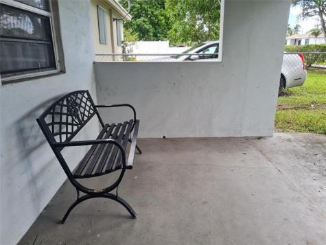 6141 Garfield Hollywood FL 33024