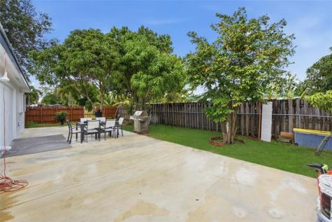 6599 NW 1st Street Margate FL 33063