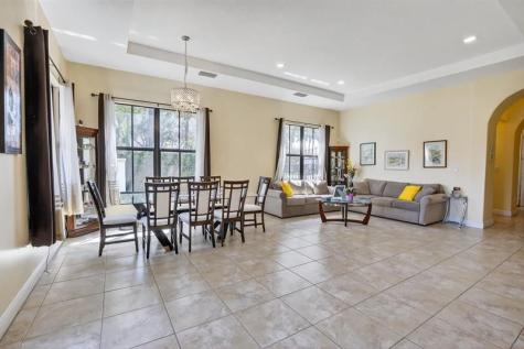 8541 NW 38th Street Cooper City FL 33024