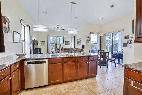 8541 NW 38th Street Cooper City FL 33024