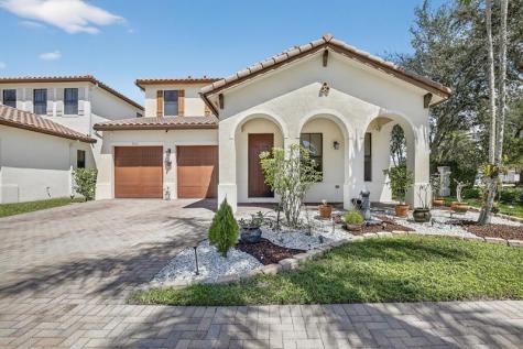 8541 NW 38th Street Cooper City FL 33024