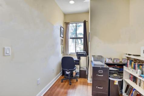 8541 NW 38th Street Cooper City FL 33024