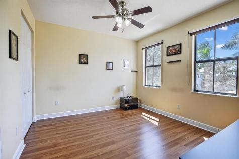 8541 NW 38th Street Cooper City FL 33024