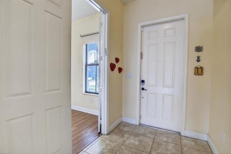 8541 NW 38th Street Cooper City FL 33024