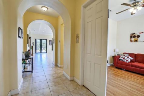 8541 NW 38th Street Cooper City FL 33024