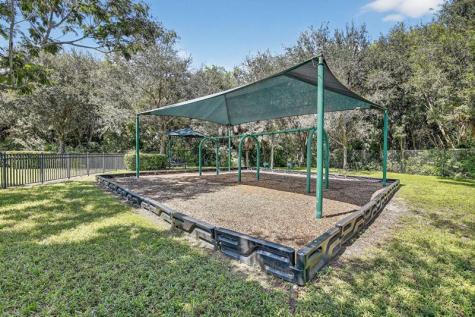 8541 NW 38th Street Cooper City FL 33024