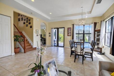8541 NW 38th Street Cooper City FL 33024