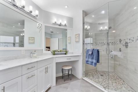 15561 NW 12th Place Pembroke Pines FL 33028