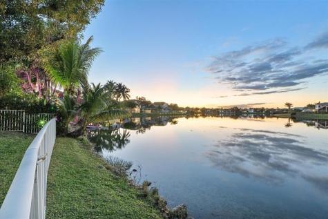 15561 NW 12th Place Pembroke Pines FL 33028