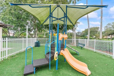 15561 NW 12th Place Pembroke Pines FL 33028
