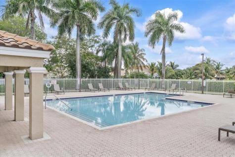 15561 NW 12th Place Pembroke Pines FL 33028