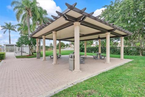 15561 NW 12th Place Pembroke Pines FL 33028
