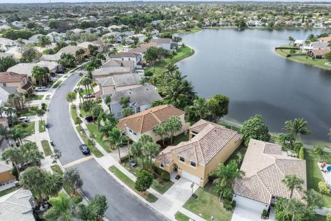 15561 NW 12th Place Pembroke Pines FL 33028