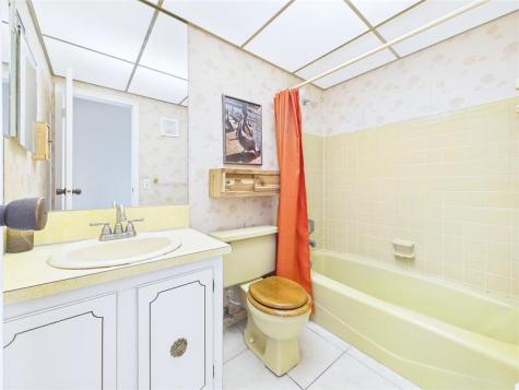 11351 NW 39th Place Sunrise FL 33323