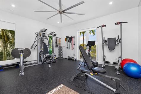 350 Desoto Street Hollywood FL 33019